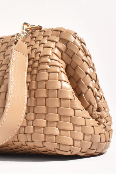 STASSI WOVEN STRUCTURED SHOULDER BAG (Camel)