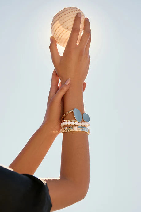INSET STONE STRETCH BRACELET (White/Gold)