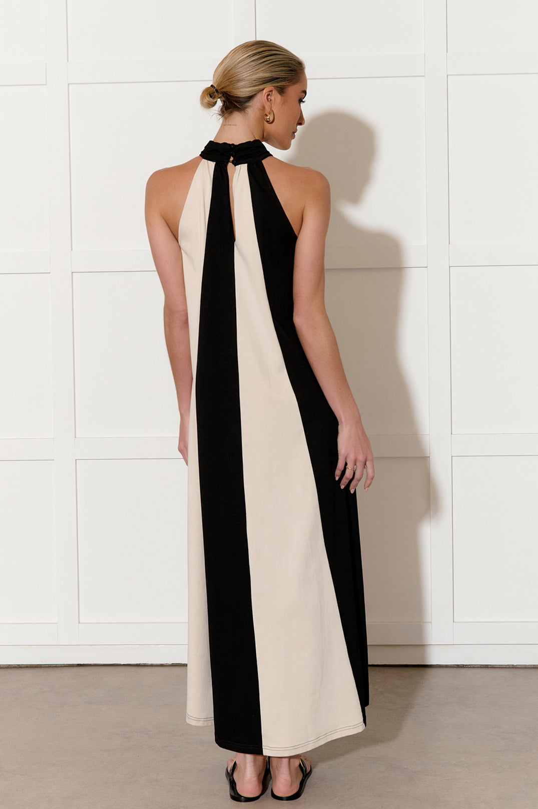 KENDRA CONTRAST PANELLED MAXI DRESS
