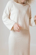 AMI FLARED LONG SLEEVE TOP