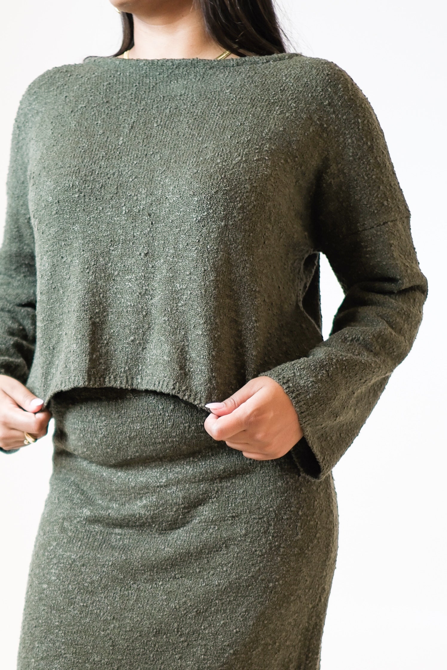 AMI FLARED LONG SLEEVE TOP KHAKI