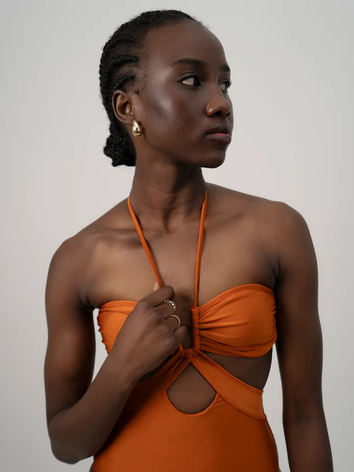 THE LINGERING FEELING ONE-PIECE