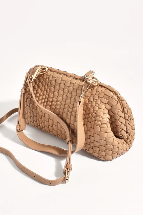 STASSI WOVEN STRUCTURED SHOULDER BAG (Camel)