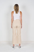 SAND JEANS