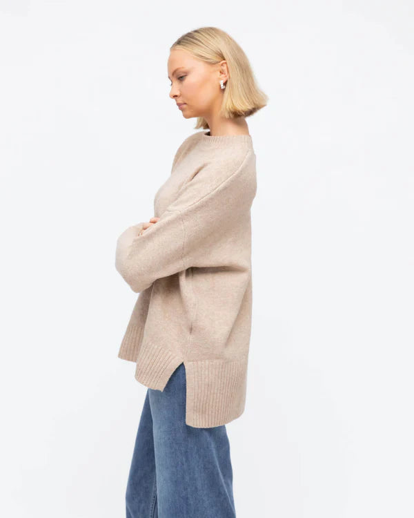 CREW NECK KNIT JUMPER
