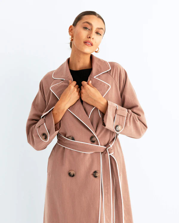 CONTRAST PIPING TRENCHCOAT