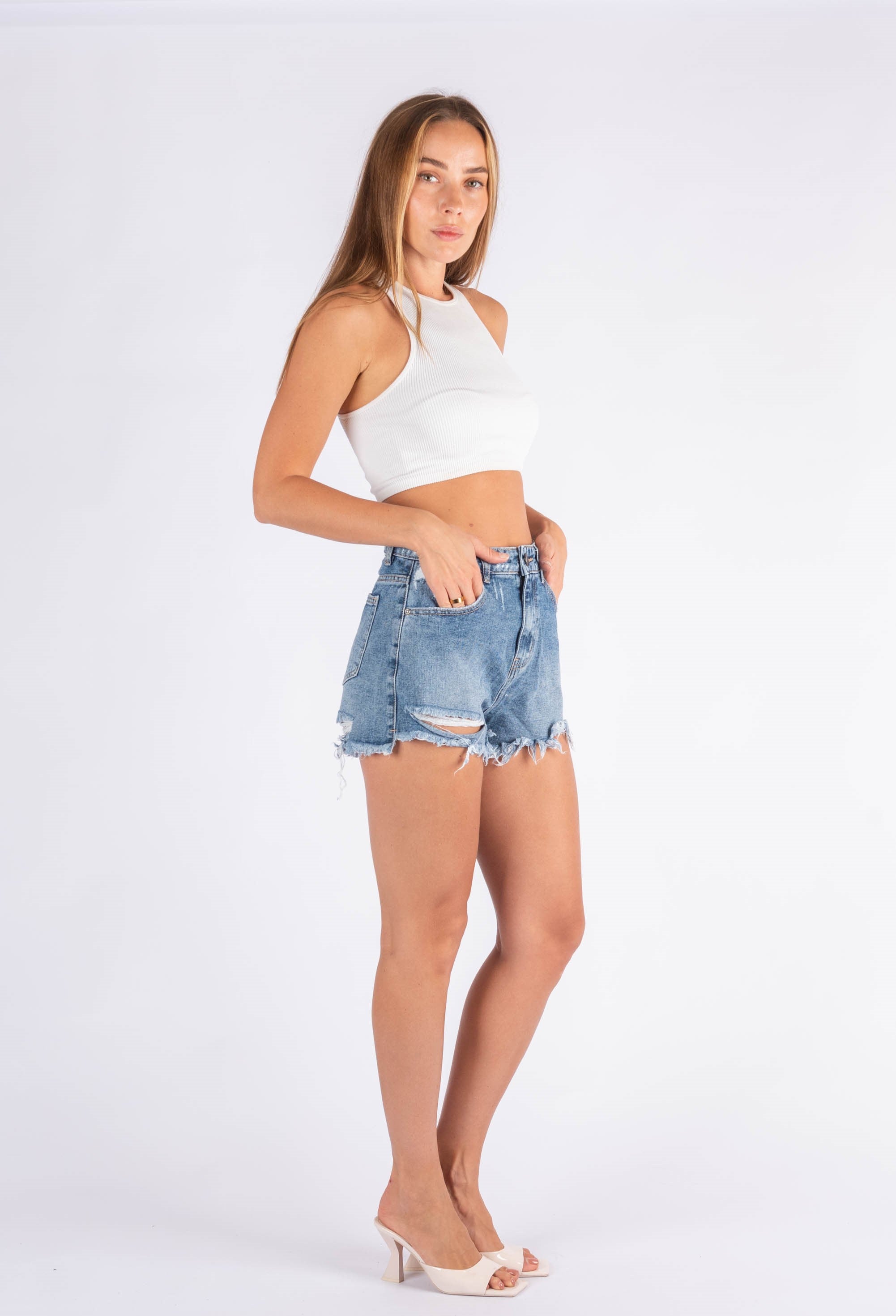 DENIM SHORTS