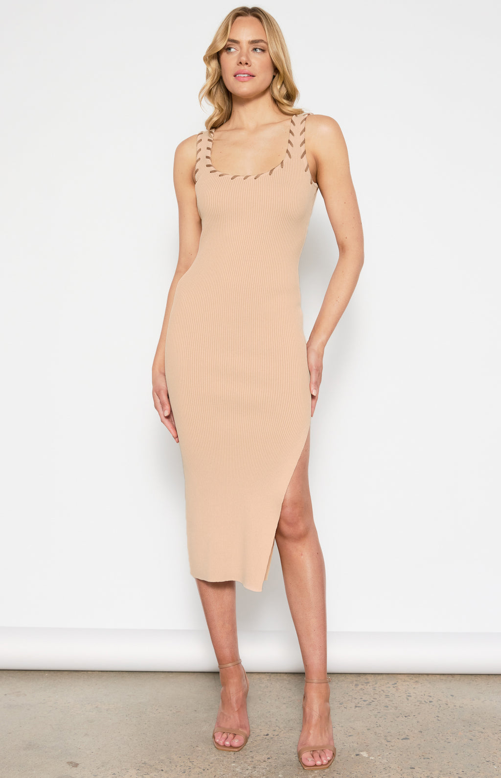 CONTRAST STITCH KNIT MIDI DRESS