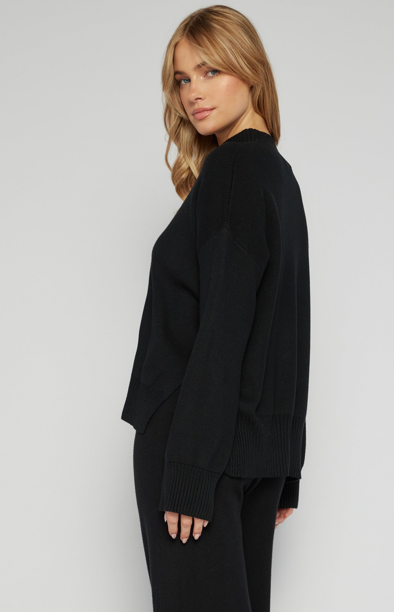 FRONT SEAM DETAIL MOCK NECK KNIT JUMPER