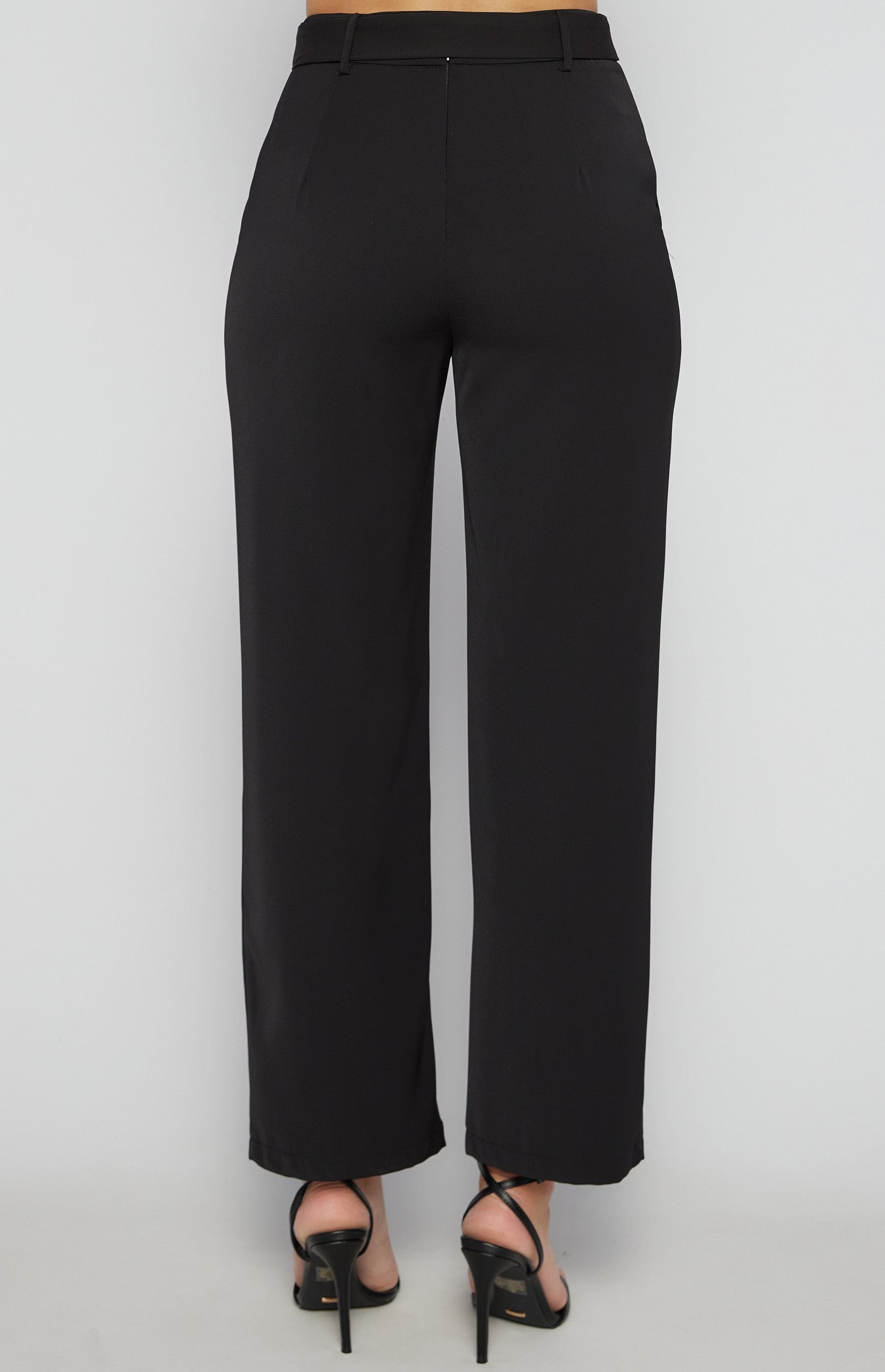 HIGH WAISTED PANTS WITH FRONT SEAM DETAIL AND BELT