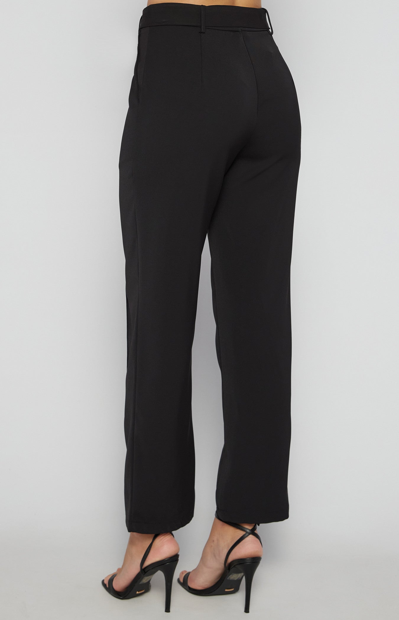 HIGH WAISTED PANTS WITH FRONT SEAM DETAIL AND BELT