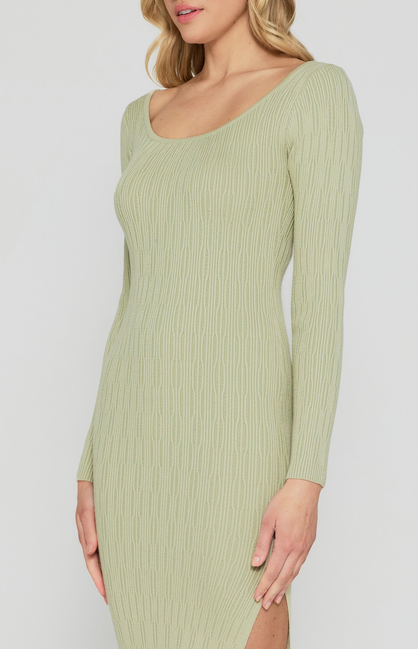 TEXTURED SCOOP NECKLINE KNIT MIDI DRESS