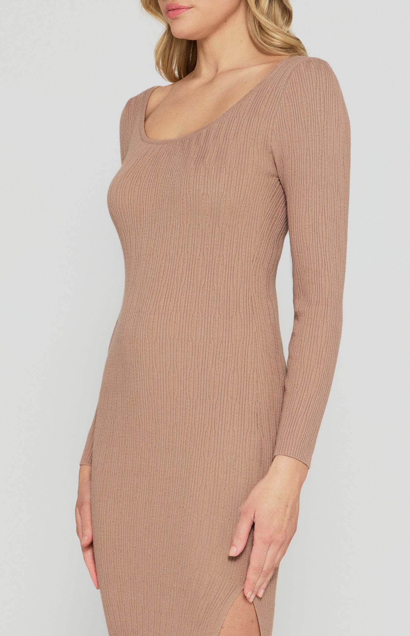 TEXTURED SCOOP NECKLINE KNIT MIDI DRESS