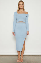 KNIT SET WITH ONE SHOULDER NECKLINE TOP AND SKIRT
