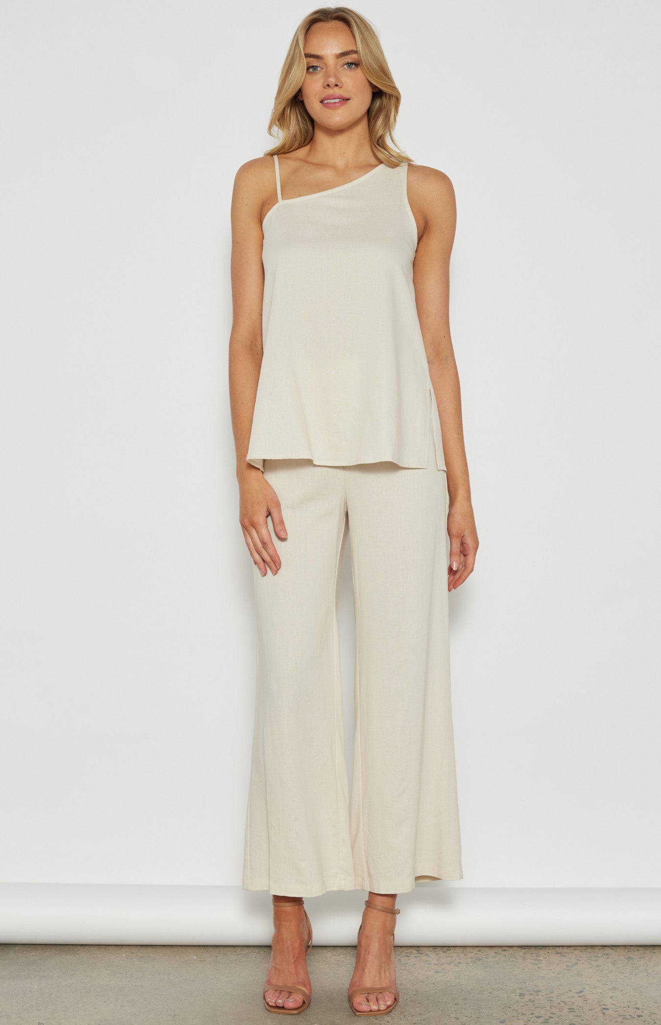 LINEN BLEND ASYMMETRIC NECKLINE LONG TOP