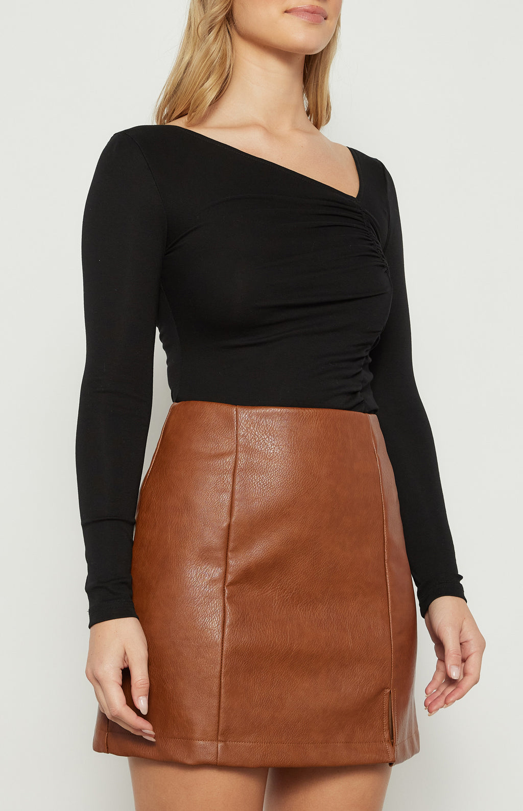ASYMMETRIC NECKLINE JERSEY RUCHE DETAIL TOP